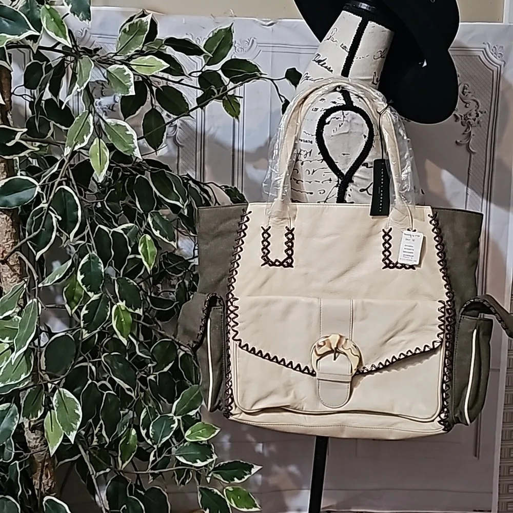 Sondra Roberts Cream/Olive Vegan Leather and Canvas Stitch Bag NWT - Picture 3 of 13